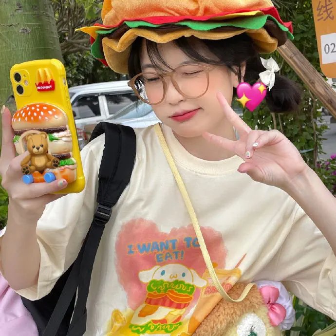 金爪女郎